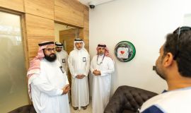 الرئيس التنفيذي لـ "الشرقية الصحي" يتفقد مركز المراقبة الصحية في منفذ جسر الملك فهد