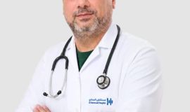 *د.عادل الشناوي استشاري الأمراض الصدرية بمستشفيات الحمادي:* : *الأعشاب والتوابل تساهم في حماية وتعزيز صحة الرئة ومنع مشاكل واضطرابات الجهاز التنفسي*